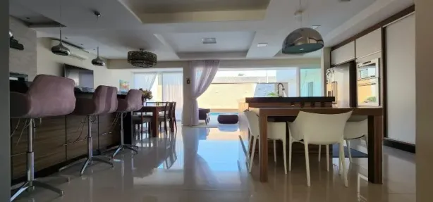 Casa de Condomínio com 4 Quartos à venda, 440m² no Estados, Balneário Camboriú