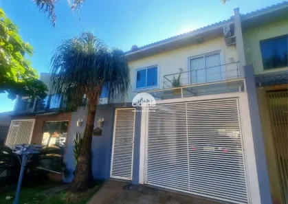 Sobrado com 2 Quartos à venda, 109m² no Pioneiros Catarinenses, Cascavel