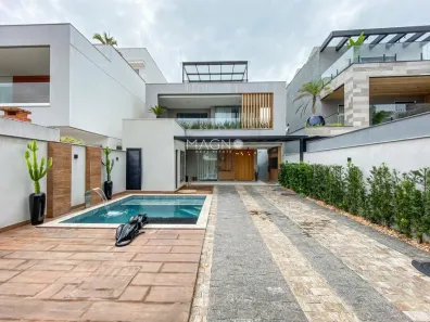 Casa de Condomínio com 4 Quartos à venda, 350m² no Recreio dos Bandeirantes, Rio de Janeiro