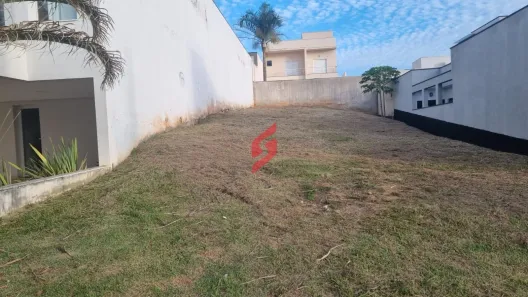 Lote/Terreno à venda, 300m² no Wanel Ville, Sorocaba