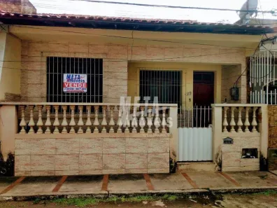 Casa com 3 Quartos à venda, 80m² no Centro, Campos dos Goytacazes