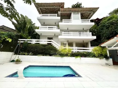 Casa de Condomínio com 4 Quartos à venda, 450m² no Serra Grande, Niterói