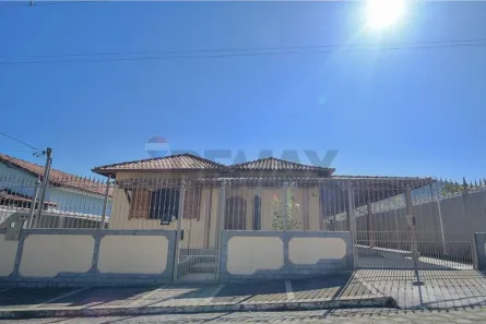 Casa com 3 Quartos à venda, 150m² no Simao Pereira, Simão Pereira