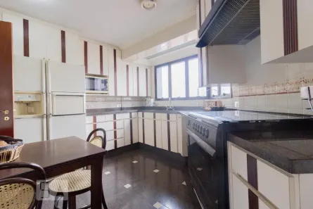 Apartamento com 4 Quartos à venda, 160m² no Cerqueira César, São Paulo