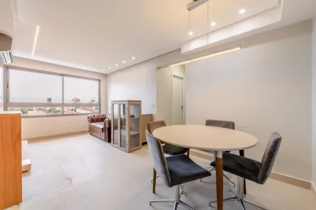 Apartamento com 2 Quartos à venda, 65m² no Passo da Areia, Porto Alegre