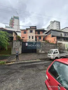 Casa com 4 Quartos à venda, 232m² no Jardim Riacho das Pedras, Contagem