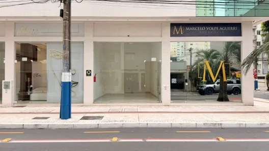 Sala Comercial à venda, 58m² no Centro, Balneário Camboriú