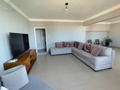 Apartamento com 3 Quartos à venda, 178m² no Centro, Londrina