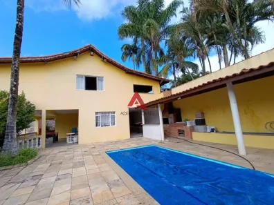 Fazenda/Sítio com 4 Quartos à venda, 300m² no Parque Agrinco, Guararema