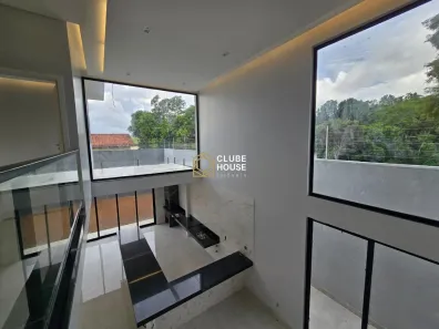 Sobrado com 4 Quartos à venda, 360m² no Anápolis City, Anápolis