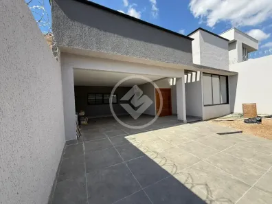Casa com 3 Quartos à venda, 230m² no Condomínio das Esmeraldas, Goiânia