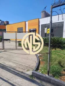 Galpão/Depósito/Armazém à venda, 462m² no Jardim Santo Antônio, São Paulo