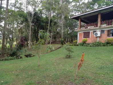 Fazenda/Sítio com 6 Quartos à venda, 600m² no Chácara Itapoã, Jacareí