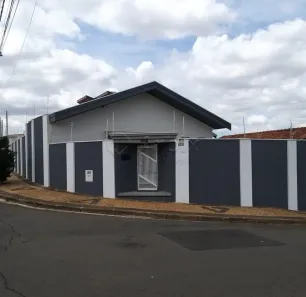 Casa com 3 Quartos à venda, 167m² no Vila Santa Maria, Americana