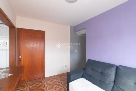 Apartamento com 2 Quartos para alugar, 47m² no Camaquã, Porto Alegre