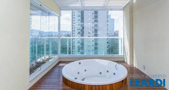 Apartamento com 3 Quartos à venda, 177m² no Alphaville Empresarial, Barueri