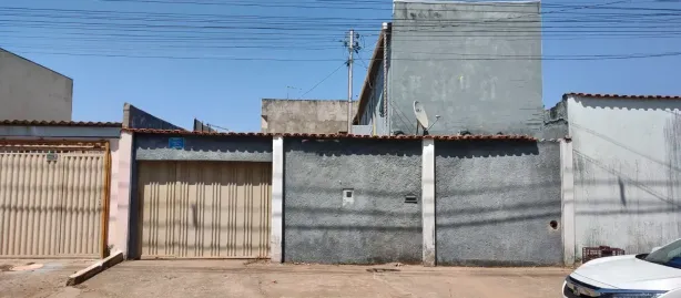 Casa com 5 Quartos à venda, 180m² no Setor Residencial Leste, Brasília