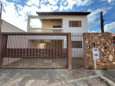 Sobrado com 3 Quartos para alugar, 200m² no Bom Jardim, São José do Rio Preto