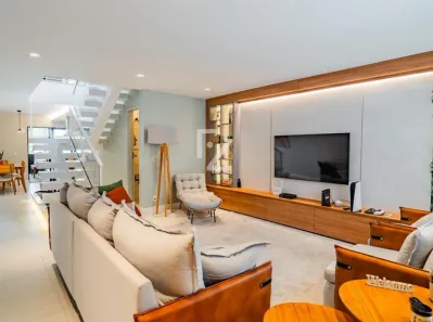 Casa de Condomínio com 3 Quartos à venda, 180m² no Taquara, Rio de Janeiro