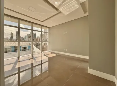 Sobrado com 3 Quartos para venda ou aluguel, 146m² no Centro, Balneário Camboriú