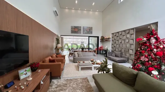 Casa de Condomínio com 5 Quartos à venda, 330m² no Parque Cidade, Goiânia
