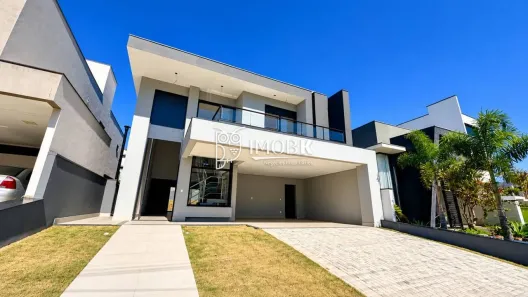 Casa de Condomínio com 4 Quartos à venda, 270m² no Residencial Aziz Louveira, Louveira