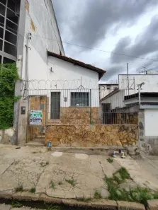 Casa com 5 Quartos para alugar, 100m² no Centro, Teresina