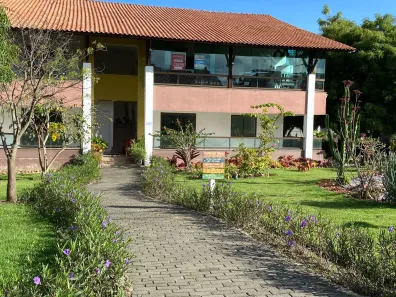 Casa de Condomínio com 4 Quartos à venda, 172m² no Alpes Suiços, Gravatá