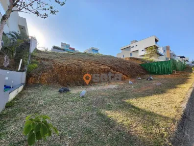 Lote/Terreno à venda, 900m² no Condomínio Residencial Colinas do Paratehy, São José dos Campos