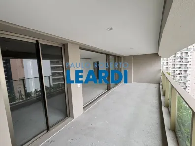 Apartamento com 3 Quartos à venda, 151m² no Moema, São Paulo