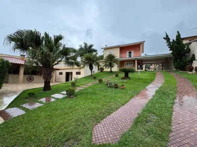 Casa com 3 Quartos à venda, 400m² no Centro, Guararema