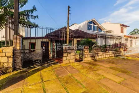 Casa com 2 Quartos à venda, 250m² no Jardim Itu, Porto Alegre