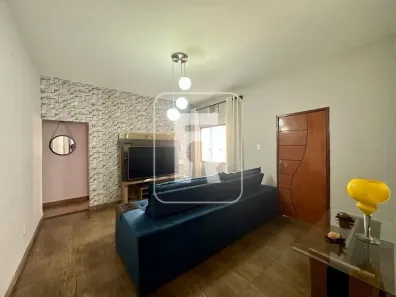Casa com 4 Quartos à venda, 245m² no Centro, Conselheiro Lafaiete