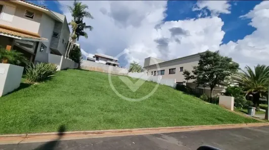 Lote/Terreno à venda, 800m² no Residencial Alphaville Flamboyant, Goiânia