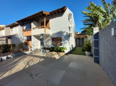 Casa com 2 Quartos para alugar, 150m² no Hípica, Porto Alegre