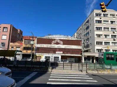 Galpão/Depósito/Armazém à venda, 1728m² no Farroupilha, Porto Alegre
