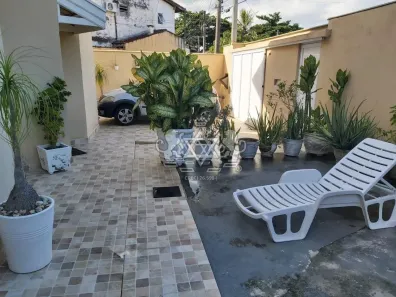 Sobrado com 3 Quartos à venda, 300m² no São Francisco da Praia, São Sebastião