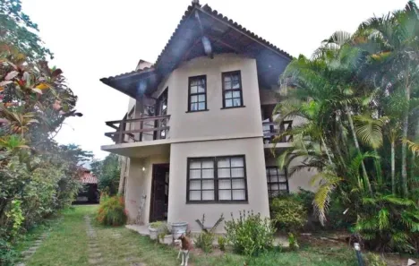 Sobrado com 4 Quartos à venda, 350m² no Camboinhas, Niterói
