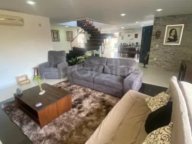 Casa com 4 Quartos à venda, 230m² no Rio Tavares, Florianópolis