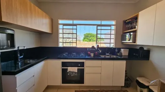 Sobrado com 3 Quartos à venda, 160m² no Bosque dos Eucaliptos, São José dos Campos