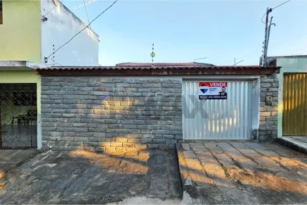 Casa com 2 Quartos à venda, 92m² no Castelo Branco, Campina Grande