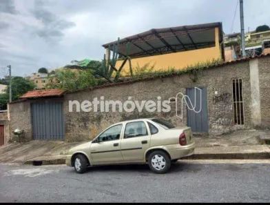 Casa com 3 Quartos à venda, 400m² no Parque Elizabeth, Ibirité