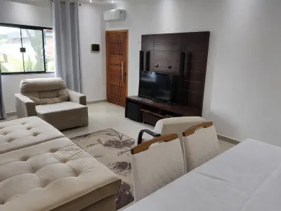 Casa com 3 Quartos para alugar, 170m² no Chácara do Visconde, Taubaté
