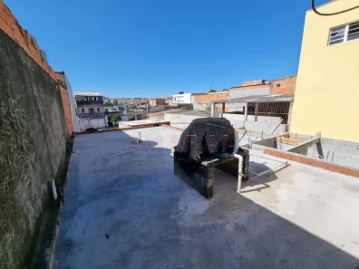 Casa com 1 Quarto à venda, 109m² no Jardim Varan, Suzano