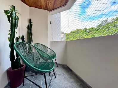 Apartamento com 2 Quartos à venda, 70m² no Jardim Las Palmas, Guarujá