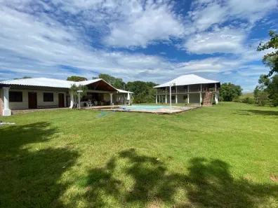 Fazenda/Sítio com 7 Quartos à venda, 7000m² no Papucaia, Cachoeiras de Macacu