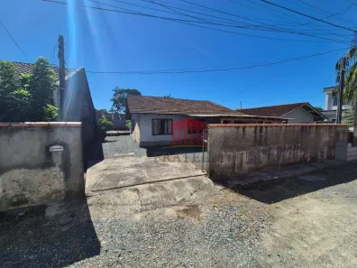 Casa com 2 Quartos à venda, 90m² no Boa Vista, Joinville