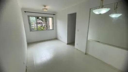 Apartamento com 2 Quartos à venda, 55m² no Jardim Cláudia, São Paulo