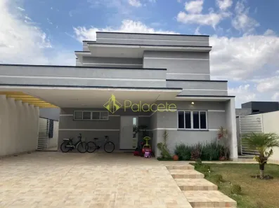 Casa de Condomínio com 4 Quartos à venda, 257m² no Piracangaguá, Taubaté
