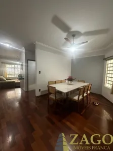 Casa com 3 Quartos à venda, 250m² no Vila Santa Rita, Franca